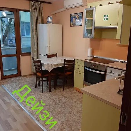 дейзи Apartamento Varna